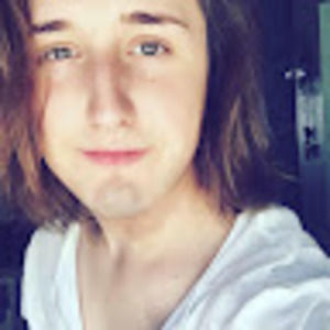 Meet your Posher, Casey